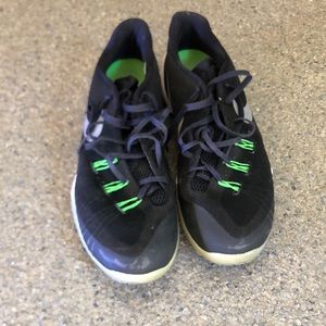 Nike Basketball Shoes Size 11.5